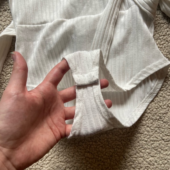 🌸 Boohoo 🌸 ribbed wrap bodysuit - Picture 4 of 6